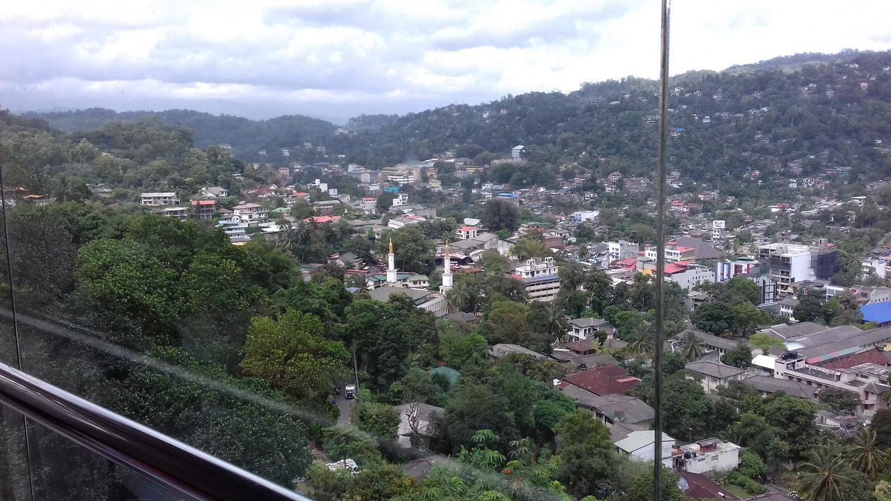 Kandy View Garden Hotel Buitenkant foto