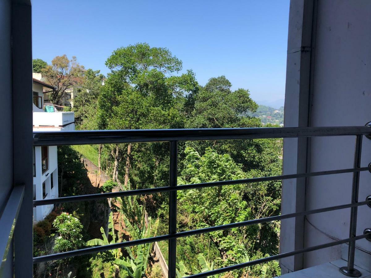 Kandy View Garden Hotel Buitenkant foto