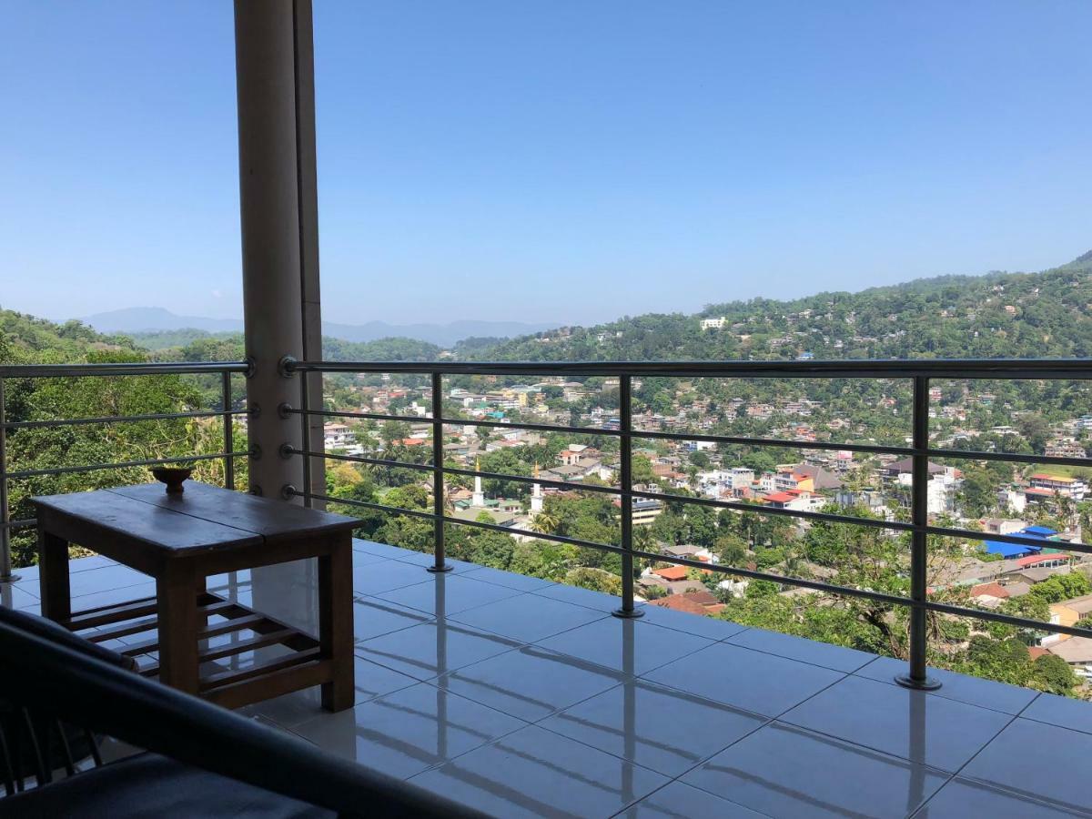 Kandy View Garden Hotel Buitenkant foto